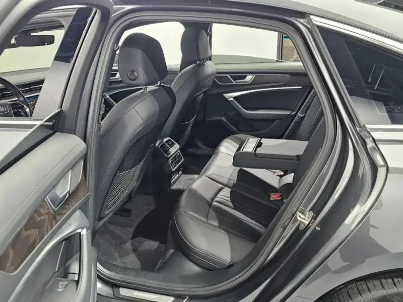 2022 Audi A6 с пробегом 75 813 км