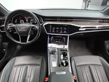 2021 Audi A6 с пробегом 35 972 км