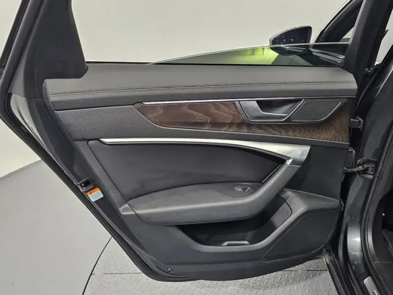 2022 Audi A6 с пробегом 75 813 км