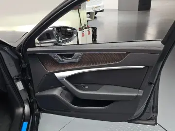 2021 Audi A6 с пробегом 35 972 км