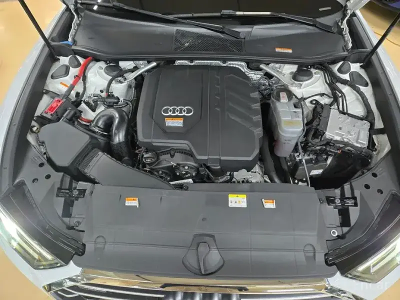 2022 Audi A6 с пробегом 75 900 км