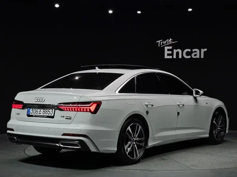 2022 Audi A6 с пробегом 25 067 км