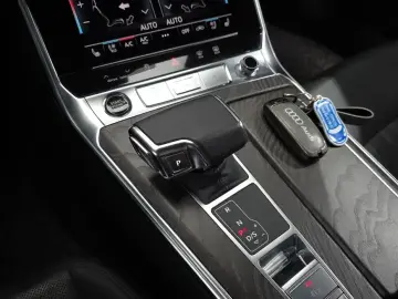 2022 Audi A6 с пробегом 38 058 км