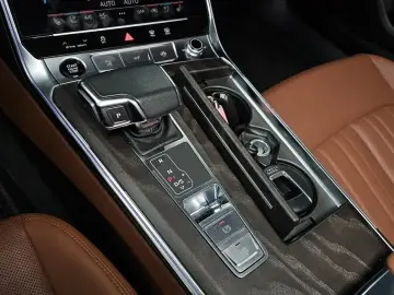2023 Audi A6 с пробегом 27 092 км
