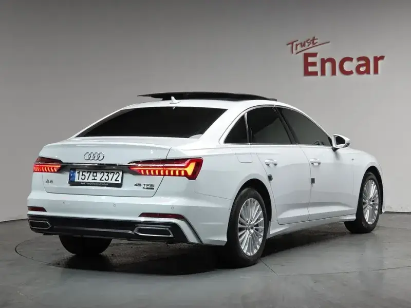 2021 Audi A6 с пробегом 89 559 км