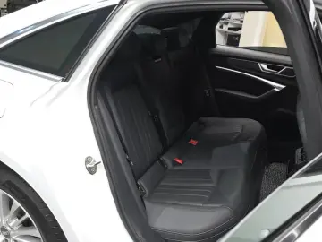 2021 Audi A6 с пробегом 89 559 км