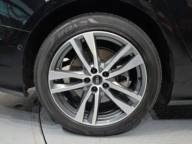 2023 Audi A6 с пробегом 73 057 км