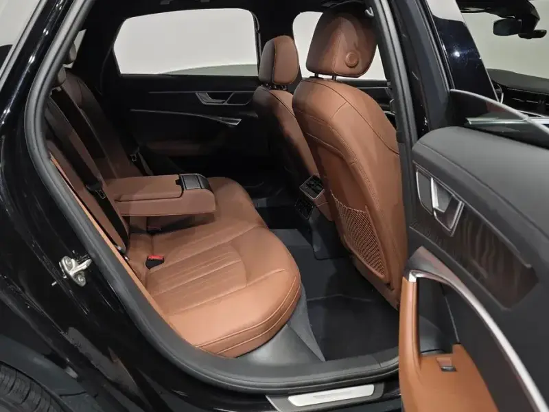 2023 Audi A6 с пробегом 73 057 км