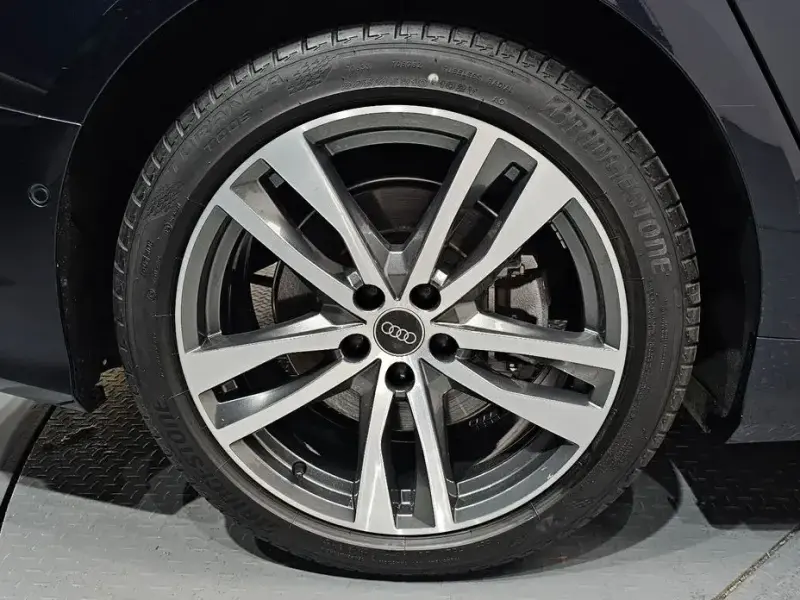 2023 Audi A6 с пробегом 24 562 км