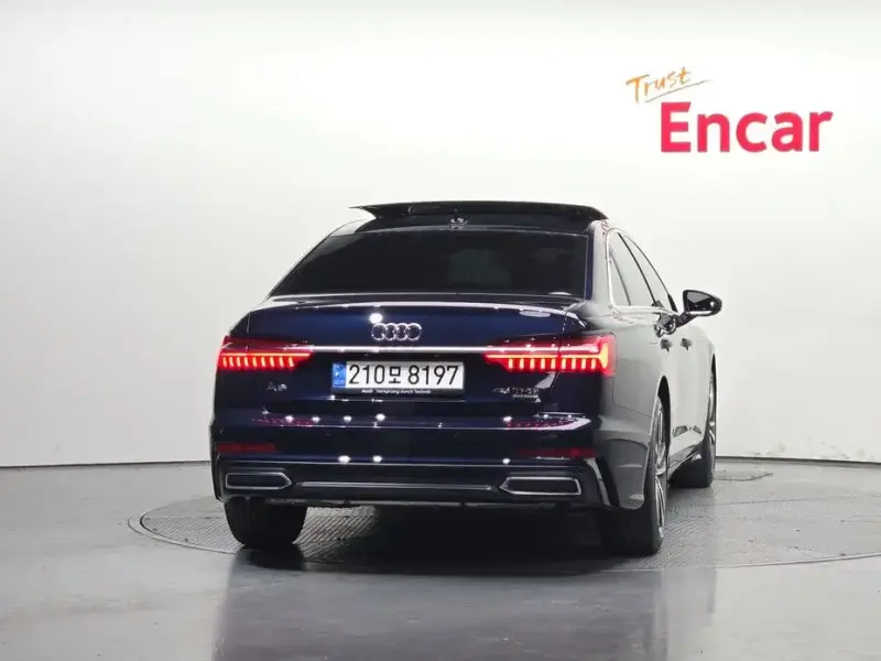 2022 Audi A6 с пробегом 27 939 км