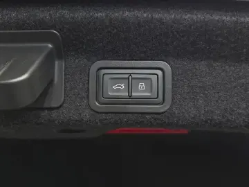 2023 Audi A6 с пробегом 73 057 км