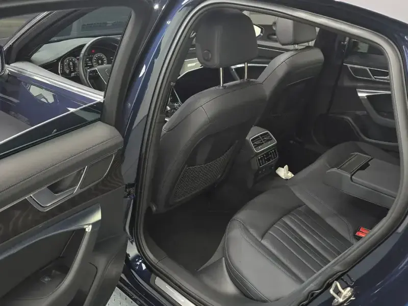 2022 Audi A6 с пробегом 27 939 км