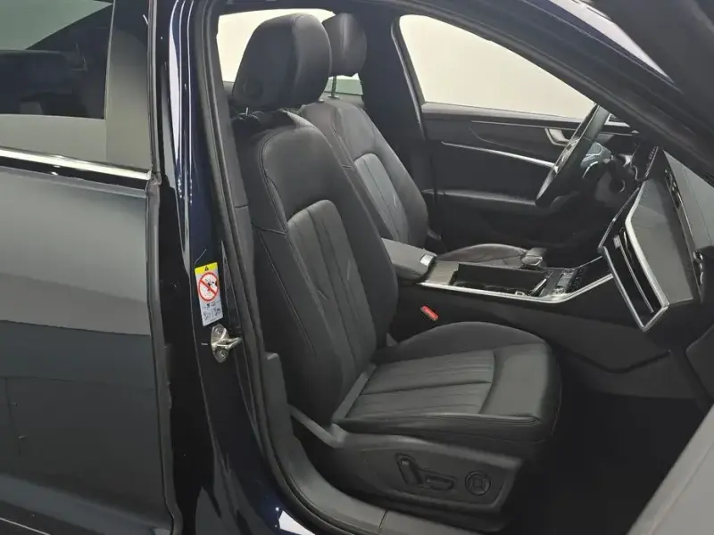 2022 Audi A6 с пробегом 27 939 км
