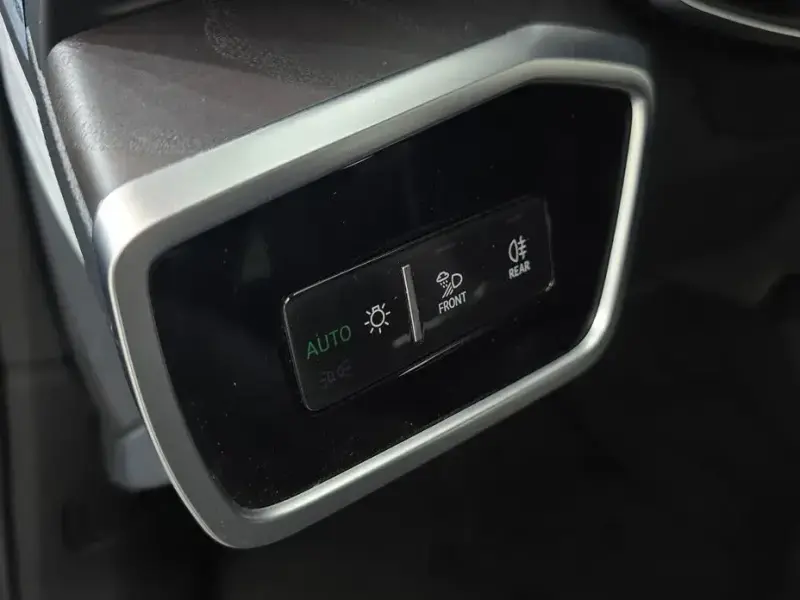 2022 Audi A6 с пробегом 27 939 км