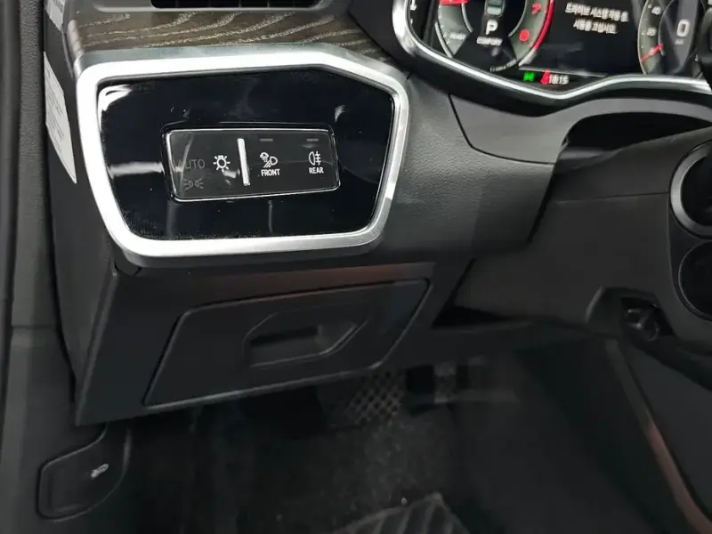 2023 Audi A6 с пробегом 24 562 км