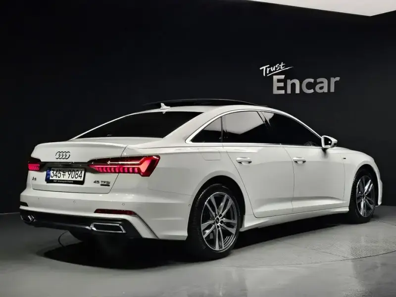 2023 Audi A6 с пробегом 9 174 км