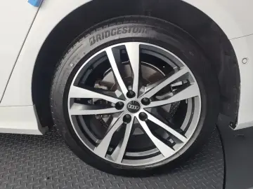 2022 Audi A6 с пробегом 86 745 км