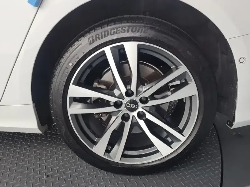 2022 Audi A6 с пробегом 86 745 км