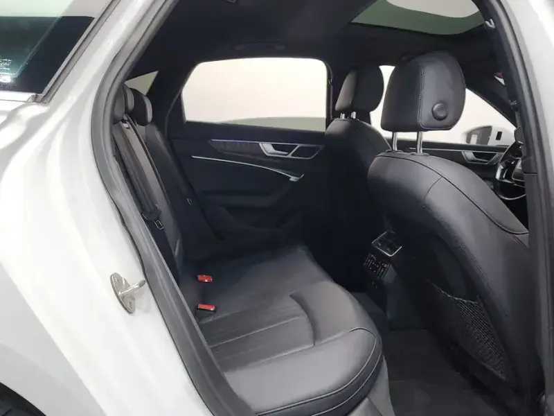 2022 Audi A6 с пробегом 86 745 км
