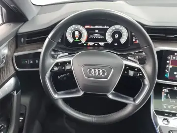 2022 Audi A6 с пробегом 86 745 км