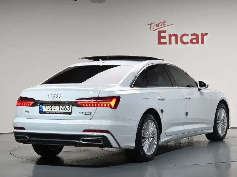 2021 Audi A6 с пробегом 44 563 км