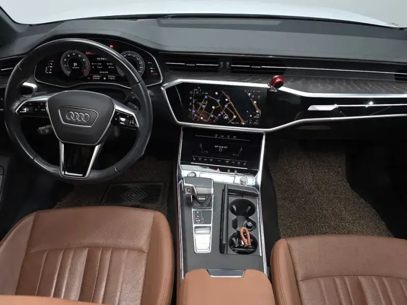 2021 Audi A6 с пробегом 44 563 км