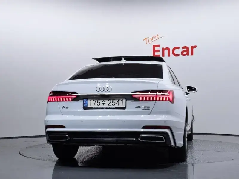 2021 Audi A6 с пробегом 92 824 км