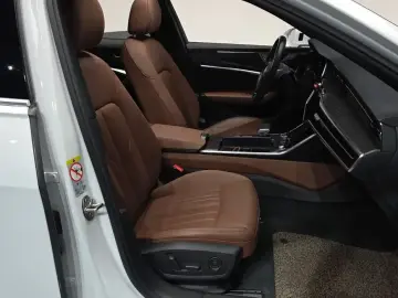2021 Audi A6 с пробегом 44 563 км