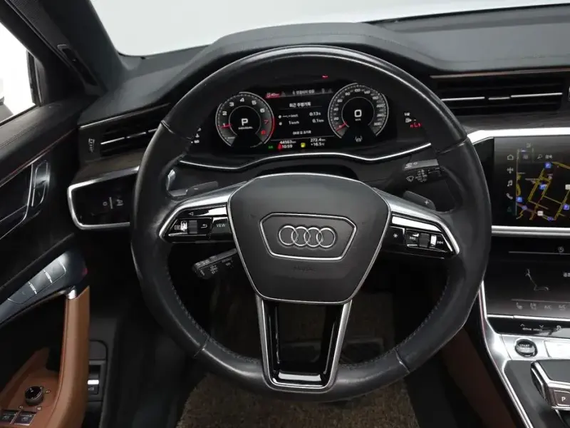 2021 Audi A6 с пробегом 44 563 км