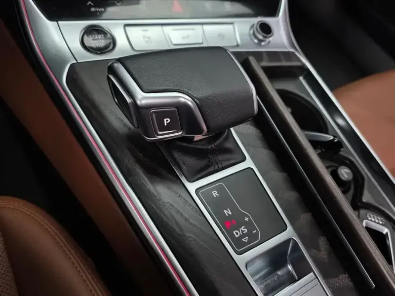 2023 Audi A6 с пробегом 56 070 км