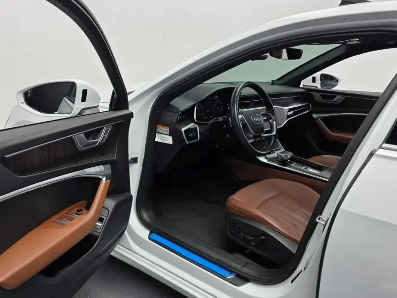 2023 Audi A6 с пробегом 56 070 км