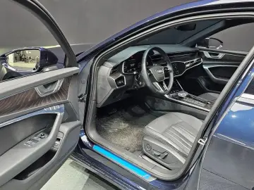 2021 Audi A6 с пробегом 43 452 км