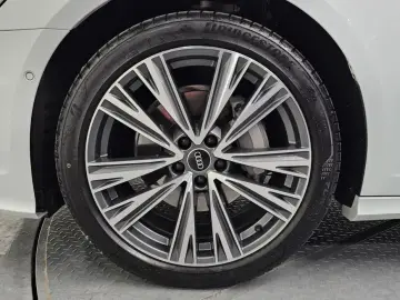 2023 Audi A6 с пробегом 15 702 км