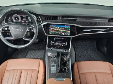 2023 Audi A6 с пробегом 15 702 км