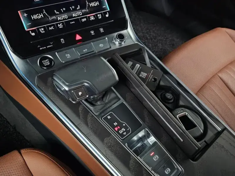 2023 Audi A6 с пробегом 15 702 км