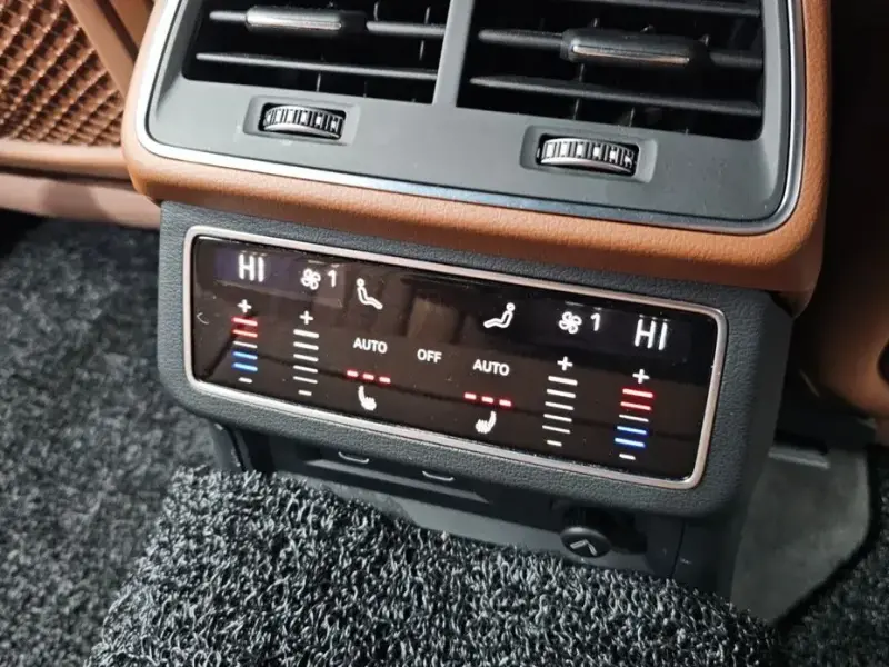 2023 Audi A6 с пробегом 15 702 км