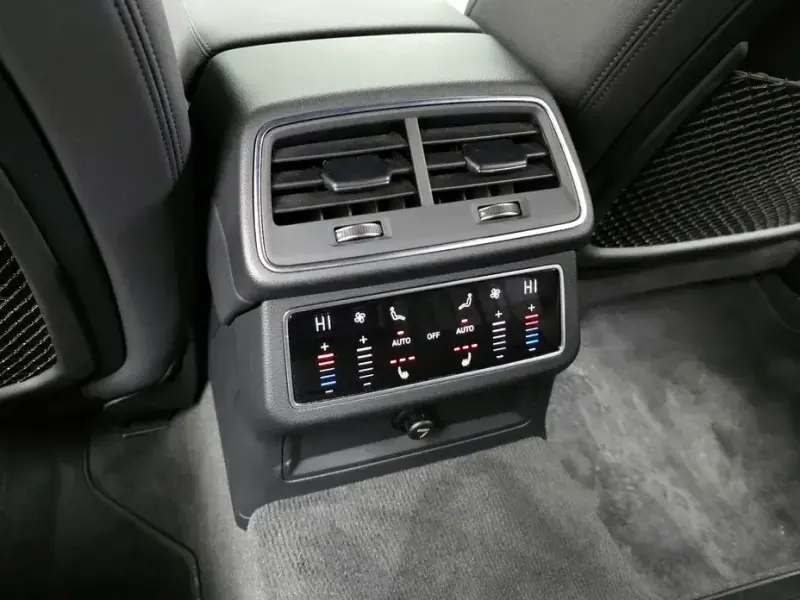 2021 Audi A6 с пробегом 128 363 км