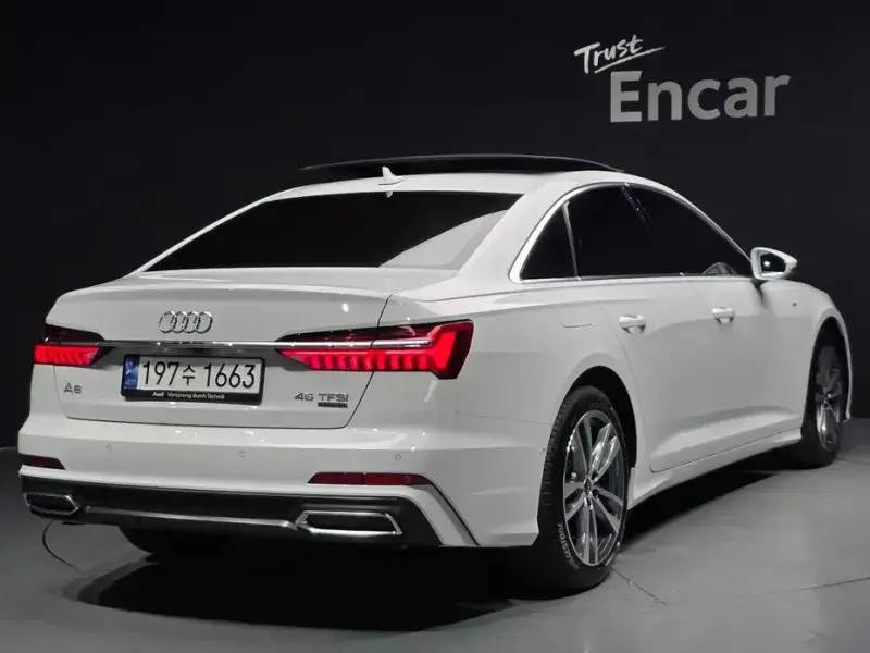 2023 Audi A6 с пробегом 21 560 км