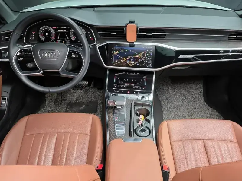 2023 Audi A6 с пробегом 21 560 км