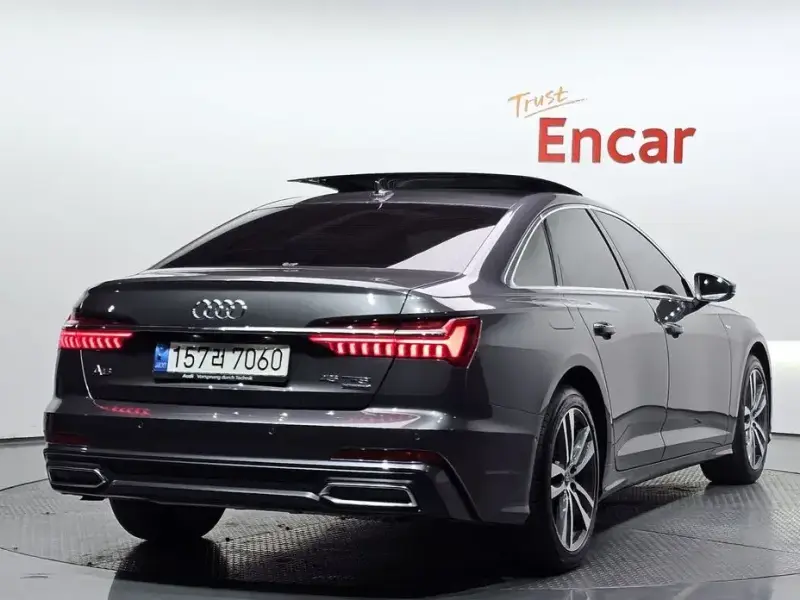 2021 Audi A6 с пробегом 33 828 км