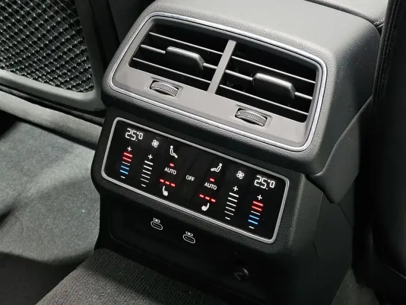 2022 Audi A6 с пробегом 86 177 км