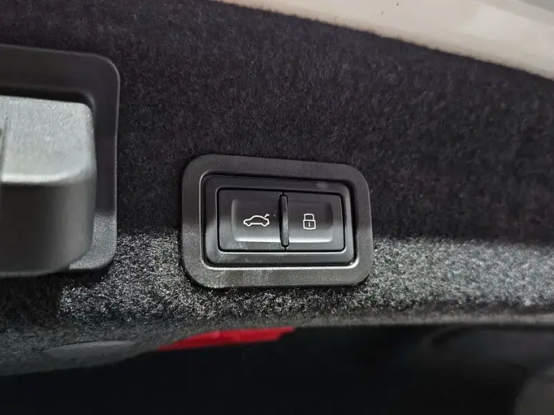 2022 Audi A6 с пробегом 86 177 км