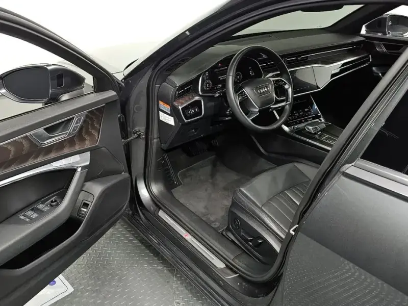 2021 Audi A6 с пробегом 33 828 км
