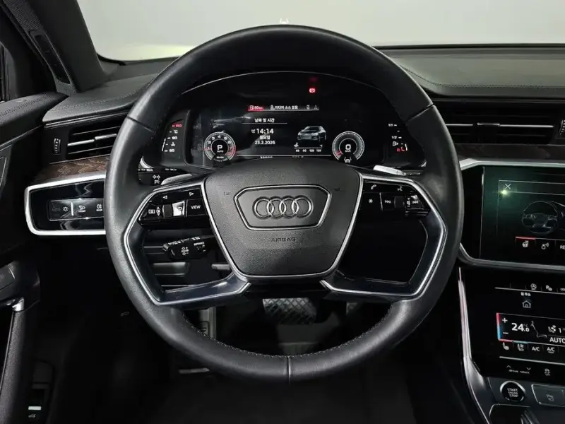 2021 Audi A6 с пробегом 33 828 км