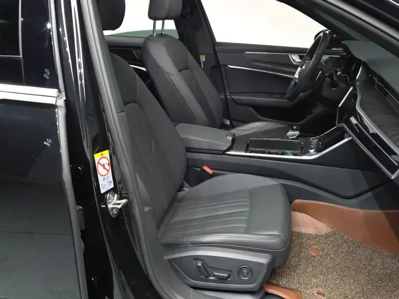 2023 Audi A6 с пробегом 20 370 км