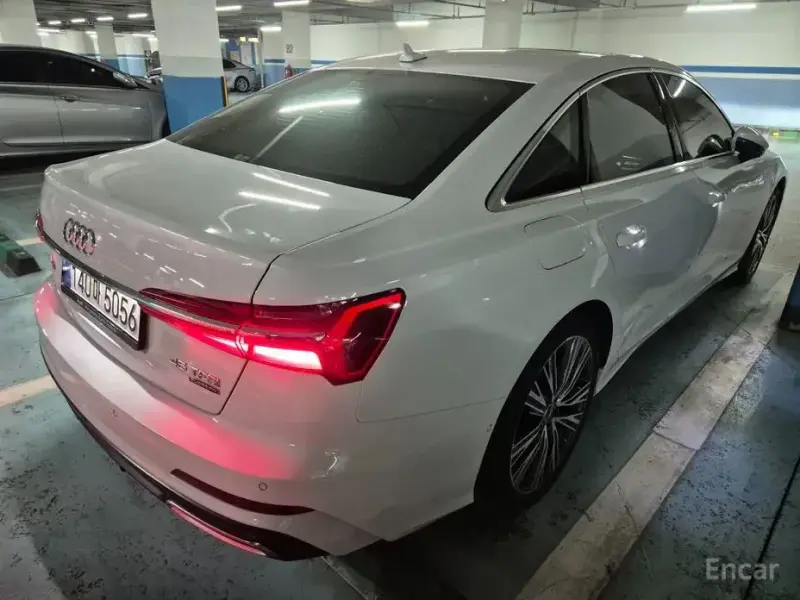 2023 Audi A6 с пробегом 26 099 км