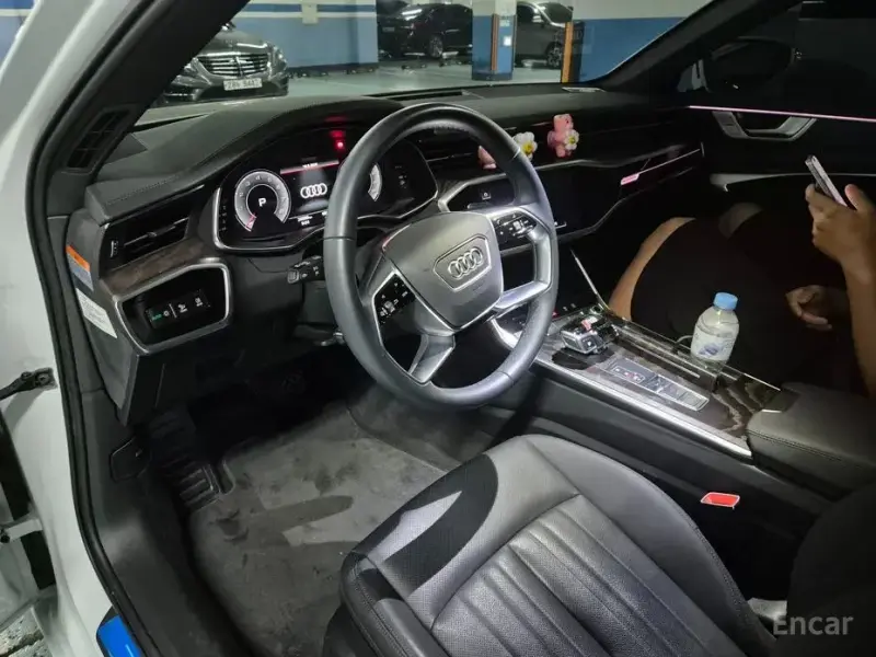 2023 Audi A6 с пробегом 26 099 км