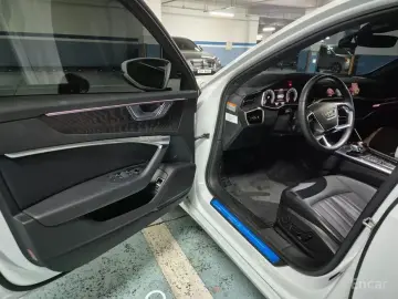 2023 Audi A6 с пробегом 26 099 км