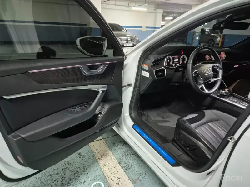 2023 Audi A6 с пробегом 26 099 км
