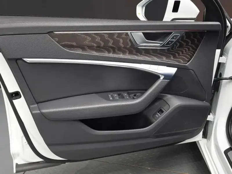 2021 Audi A6 с пробегом 31 830 км